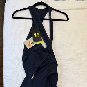 Pearl Izumi Men’s Dark Blue cycling short bib.